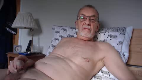 theowlandthe online show from 02-25-25, 12:24