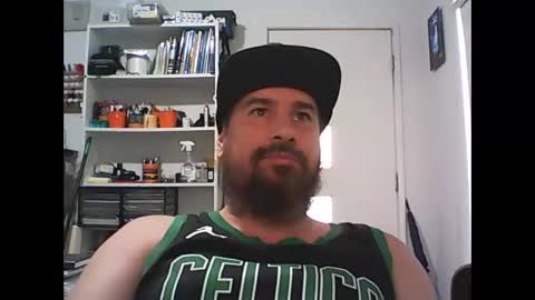 Snapshot of theozbeardguy chatting on 01-19-25, 05:15 aussiebeard online show from 01-19-25, 05:15