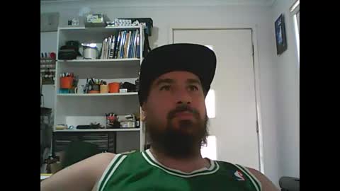 Snapshot of theozbeardguy chatting on 02-12-25, 01:19 aussiebeard online show from 02-12-25, 01:19