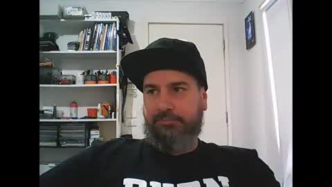 Snapshot of theozbeardguy chatting on 10-08-25, 01:36 aussiebeard online show from 10-08-25, 01:36