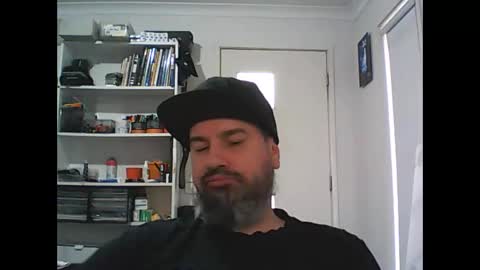 Snapshot of theozbeardguy chatting on 10-13-25, 01:49 aussiebeard online show from 10-13-25, 01:49