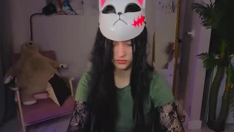 Snapshot of thepretty_kitty chatting on 10-30-25, 12:17 thepretty_kitty online show from 10-30-25, 12:17