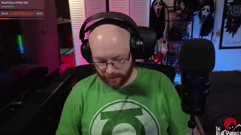 Snapshot of therealbumbles chatting on 11-17-25, 06:46 Bumbles or B online show from 11-17-25, 06:46