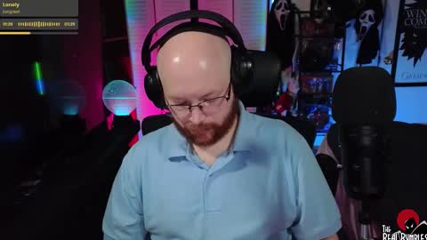 Snapshot of therealbumbles chatting on 11-19-25, 05:35 Bumbles or B online show from 11-19-25, 05:35