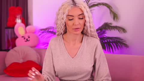 Snapshot of therealfallingangel chatting on 12-27-24, 03:59 Deea online show from 12-27-24, 03:59