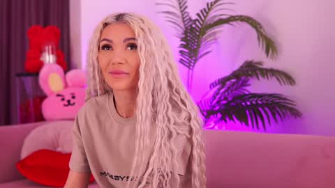 Snapshot of therealfallingangel chatting on 01-04-25, 03:07 Deea online show from 01-04-25, 03:07