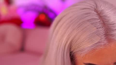 Snapshot of therealfallingangel chatting on 01-24-25, 09:15 Deea online show from 01-24-25, 09:15