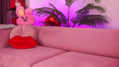 Snapshot of therealfallingangel chatting on 02-05-25, 04:25 Deea online show from 02-05-25, 04:25