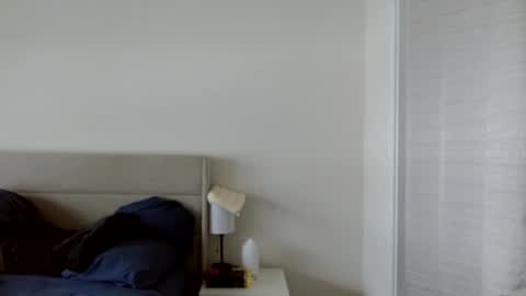 Yoshi online show from 11-06-25, 07:04