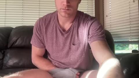 Snapshot of therealveggieboy chatting on 12-27-24, 06:42 Pookie online show from 12-27-24, 06:42