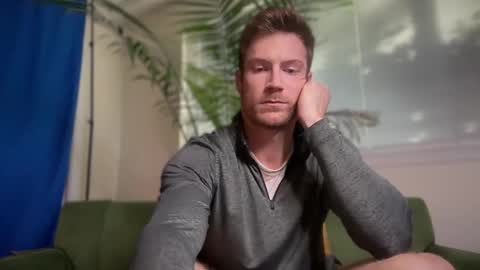 Snapshot of therealveggieboy chatting on 10-15-25, 10:54 Pookie online show from 10-15-25, 10:54