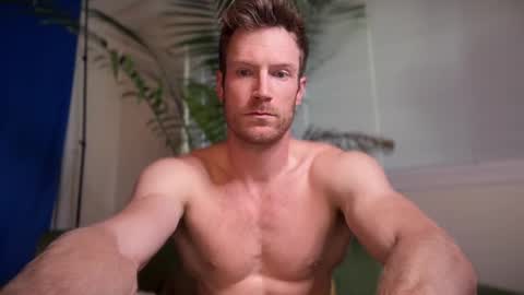 Snapshot of therealveggieboy chatting on 10-16-25, 11:39 Pookie online show from 10-16-25, 11:39