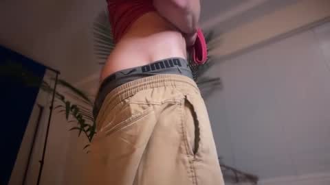 Snapshot of therealveggieboy chatting on 10-22-25, 01:17 Pookie online show from 10-22-25, 01:17