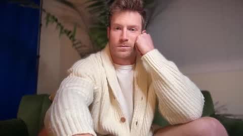 Snapshot of therealveggieboy chatting on 11-11-25, 03:06 Pookie online show from 11-11-25, 03:06