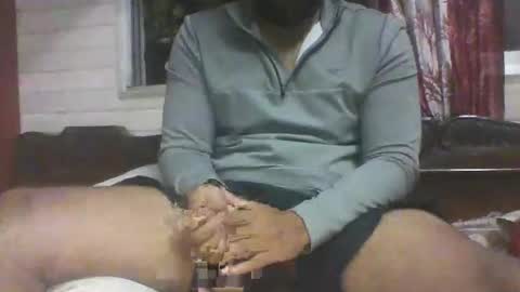 Snapshot of therichguy30 chatting on 10-21-25, 06:08 TheRichGuy online show from 10-21-25, 06:08