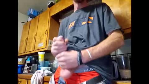 Snapshot of therizzler_1_of_1 chatting on 11-16-25, 10:10 therizzler_1_of_1 online show from 11-16-25, 10:10