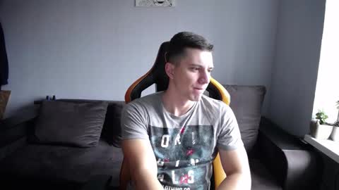 Nick   online show from 11-12-25, 10:04