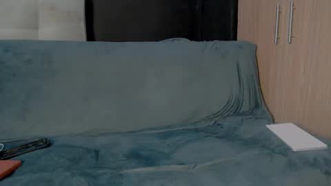 thesaint_xxx online show from 09-18-25, 03:41