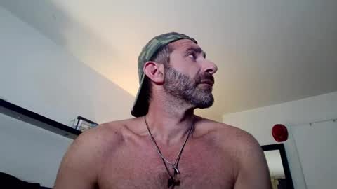 thesavages252183 online show from 12-23-25, 01:58