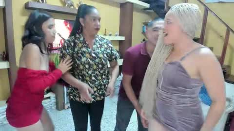 Snapshot of thesecretsoftheroom chatting on 09-09-25, 04:06 Sindy milf Geltrudis Apolo Tyler and the husban cuckold Patrick online show from 09-09-25, 04:06