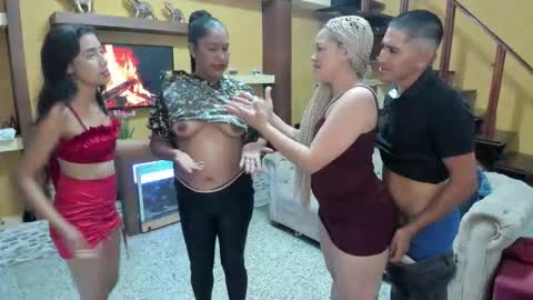 Snapshot of thesecretsoftheroom chatting on 09-10-25, 03:34 Sindy milf Geltrudis Apolo Tyler and the husban cuckold Patrick online show from 09-10-25, 03:34