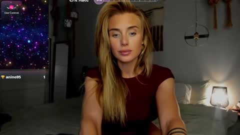 Snapshot of theselina_kyle chatting on 01-06-25, 05:30 Selina Kyle online show from 01-06-25, 05:30