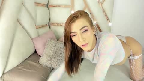 Camila online show from 10-13-25, 03:39