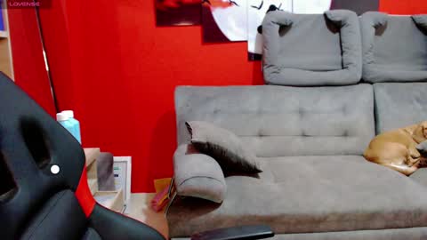 Snapshot of thesweethari chatting on 01-11-25, 02:52 I dont do real meetings My bio online show from 01-11-25, 02:52