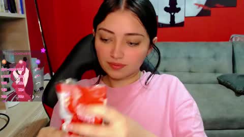 Snapshot of thesweethari chatting on 02-22-25, 02:17 I dont do real meetings My bio online show from 02-22-25, 02:17