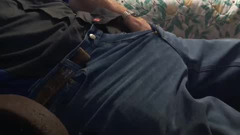 Snapshot of thetnguy chatting on 10-11-25, 02:26 thetnguy online show from 10-11-25, 02:26