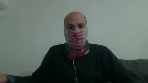 Snapshot of thetubedscarfguy chatting on 01-02-25, 05:50 Scarf guy online show from 01-02-25, 05:50