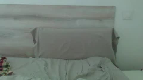 Snapshot of thetubedscarfguy chatting on 02-14-25, 10:17 Scarf guy online show from 02-14-25, 10:17