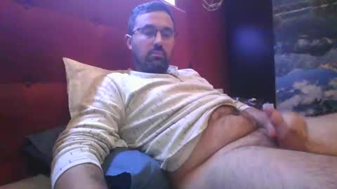 Snapshot of theviper1990 chatting on 01-22-25, 11:10 Carlos1990 online show from 01-22-25, 11:10