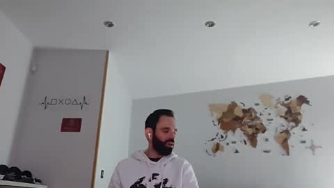 Snapshot of thewitcher69_ chatting on 01-06-25, 02:03 thewitcher69_ online show from 01-06-25, 02:03