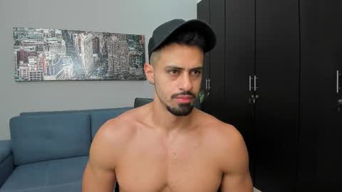 thiago_driussi online show from 11-02-25, 07:44