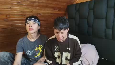 Snapshot of thiago_n_sam chatting on 11-11-25, 03:06 thiago_n_sam online show from 11-11-25, 03:06