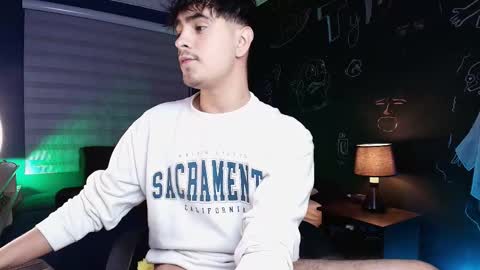 Thiago online show from 11-28-25, 01:19