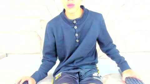 Thiago   online show from 01-11-25, 07:38