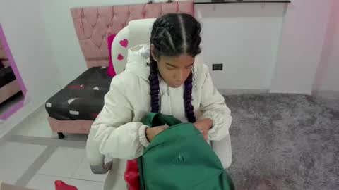 thianahornyy online show from 02-20-26, 01:00