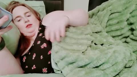 Jess online show from 11-16-25, 01:17