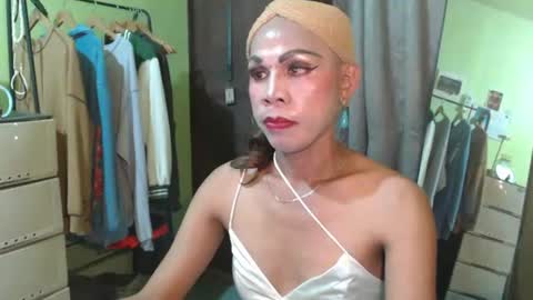 gil online show from 11-22-25, 10:14