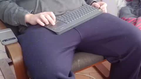 ThickHandsomeMan online show from 12-15-24, 05:20