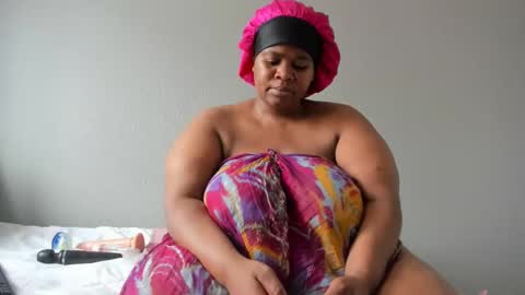 thickleeyanax online show from 01-16-25, 09:05