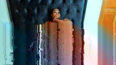 Snapshot of thickleeyanaxx chatting on 02-25-26, 07:34 thickleeyanaxx online show from 02-25-26, 07:34