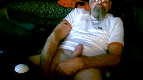 Snapshot of thickwhiteboydick chatting on 01-11-25, 10:51 thickwhiteboydick online show from 01-11-25, 10:51