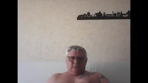 Thierrysymp online show from 09-11-25, 03:56