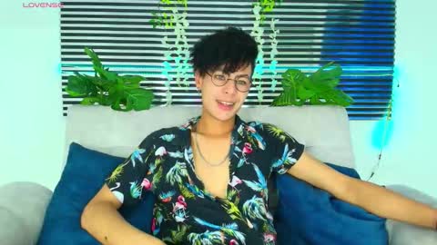 Thiago Saenzz online show from 02-04-26, 02:45