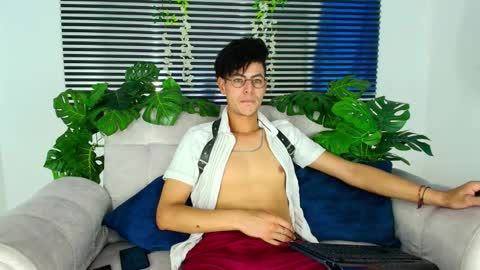 Thiago Saenzz online show from 03-03-26, 06:14