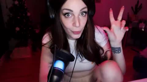 Sarra Rhies online show from 01-09-25, 08:55