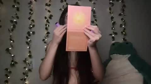 Snapshot of thistlefernsby chatting on 11-17-25, 04:18 thistlefernsby online show from 11-17-25, 04:18